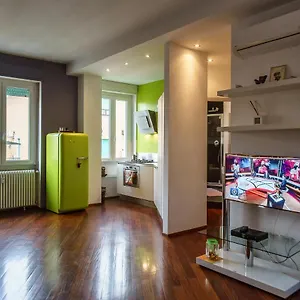 Appartement Primopiano - Orombelli, Milan